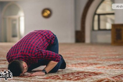 سر طهارة لباس المصلي وبعض اعتبارات القلبية لستر العورة